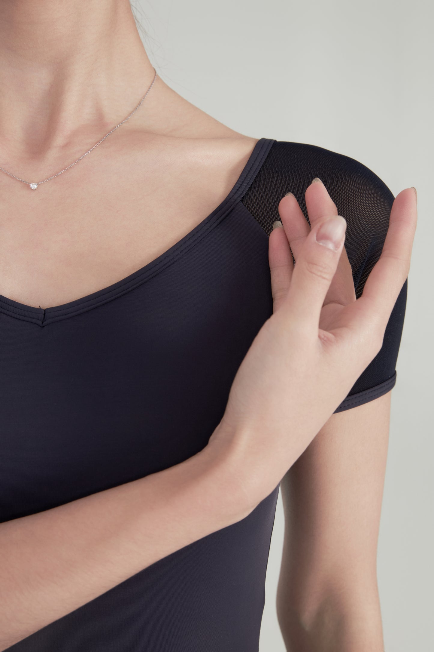 Mesh Paneling Dance Leotard (Subtle Charm 23n0004)Midnight Blue